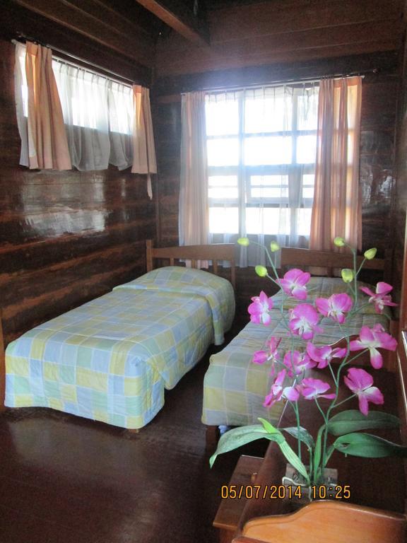 Sapadia Hotel And Cottage Parapat Habitación foto
